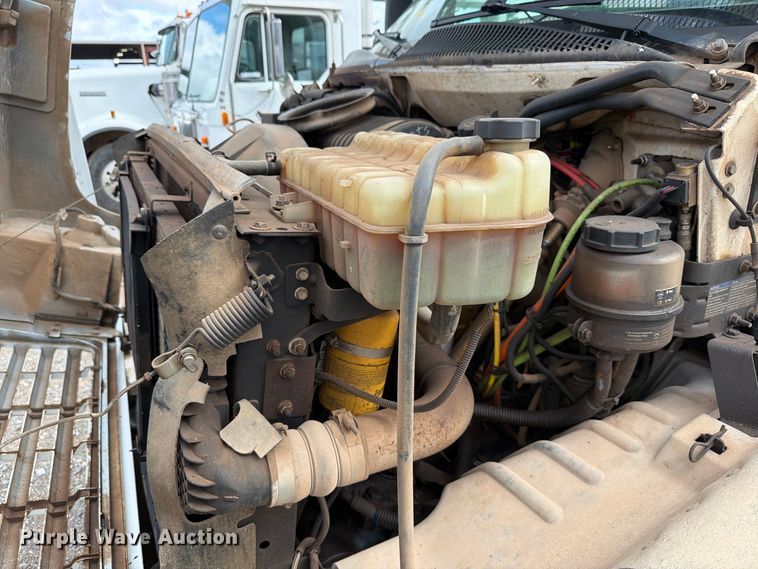 image for item EW8978 2005 GMC C7 forestry bucket truck