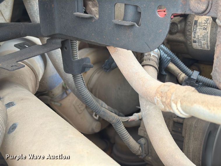 image for item EW8978 2005 GMC C7 forestry bucket truck