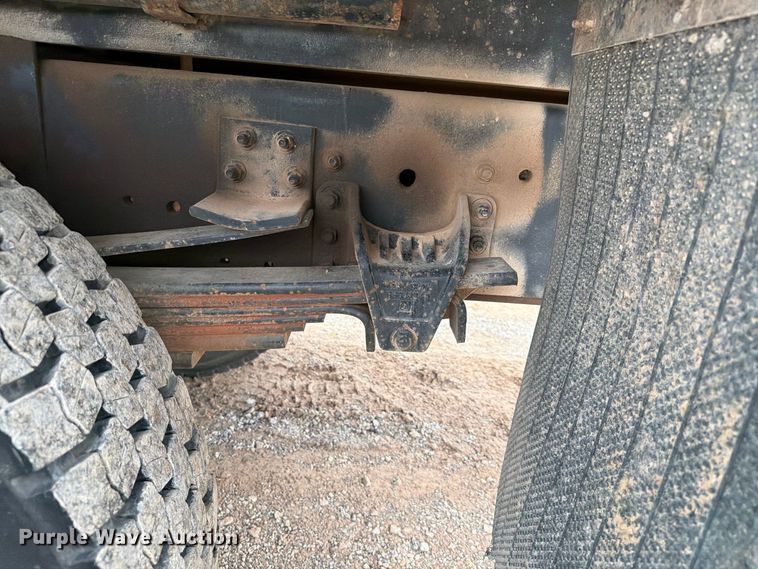 image for item EW8978 2005 GMC C7 forestry bucket truck