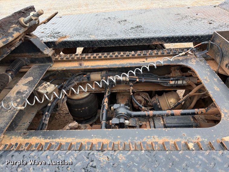 image for item EW8980 2008 Kenworth W900 semi truck