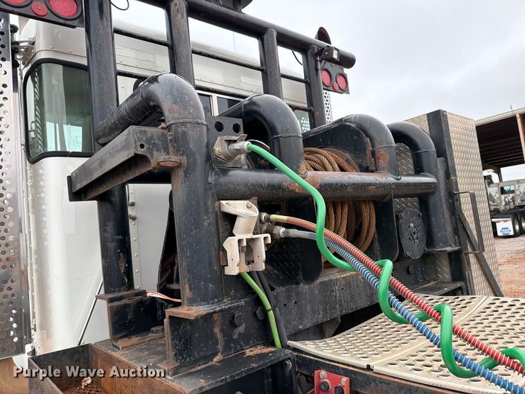 image for item EW8980 2008 Kenworth W900 semi truck