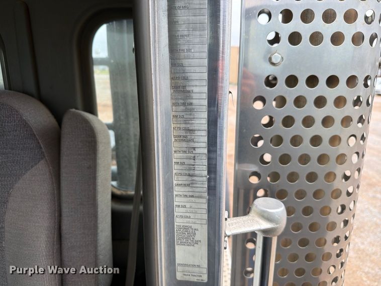 image for item EW8980 2008 Kenworth W900 semi truck