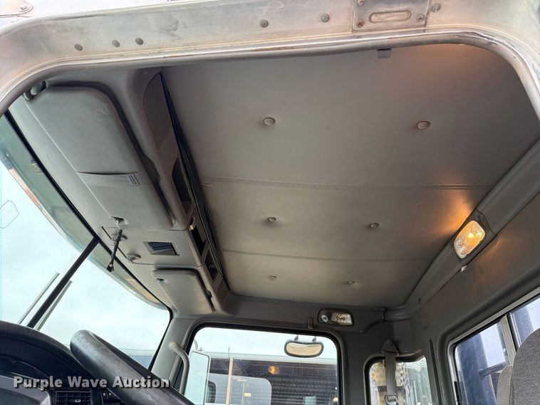 image for item EW8980 2008 Kenworth W900 semi truck