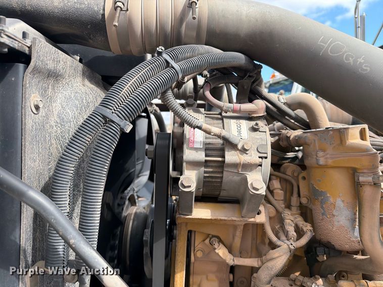 image for item EW8980 2008 Kenworth W900 semi truck