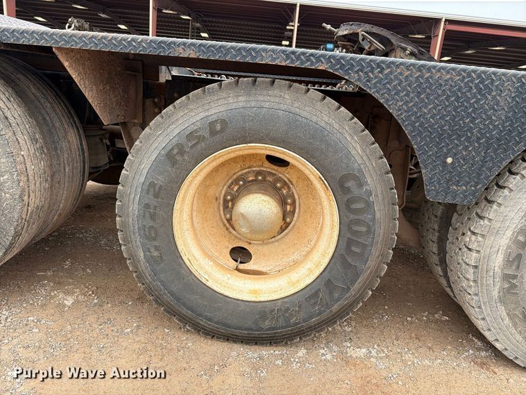 image for item EW8980 2008 Kenworth W900 semi truck