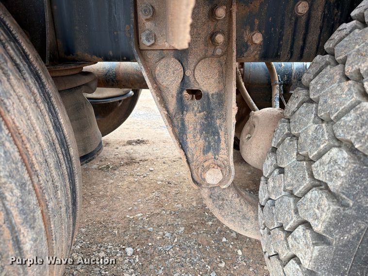 image for item EW8980 2008 Kenworth W900 semi truck