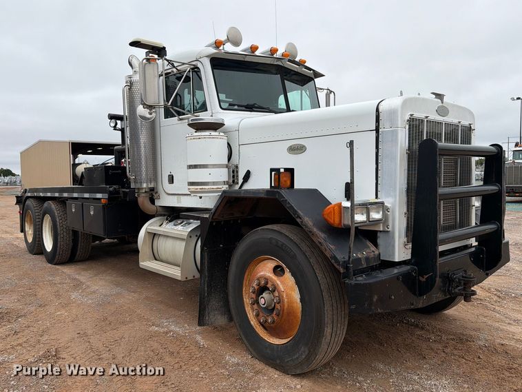image for item EW8981 1998 Peterbilt 357 winch truck