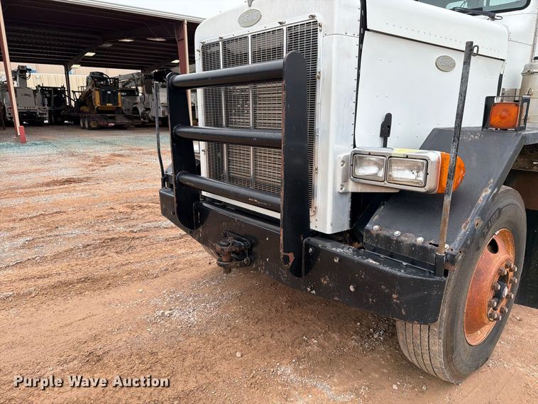 image for item EW8981 1998 Peterbilt 357 winch truck