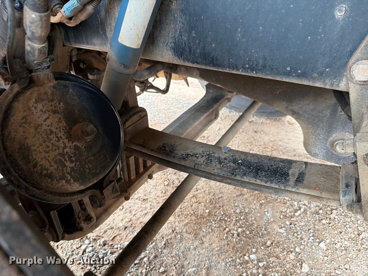 image for item EW8981 1998 Peterbilt 357 winch truck