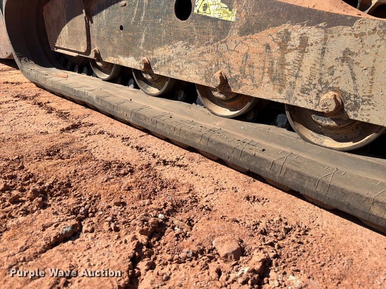 image for item EX0520 2014 Bobcat T650 tracked skid steer loader