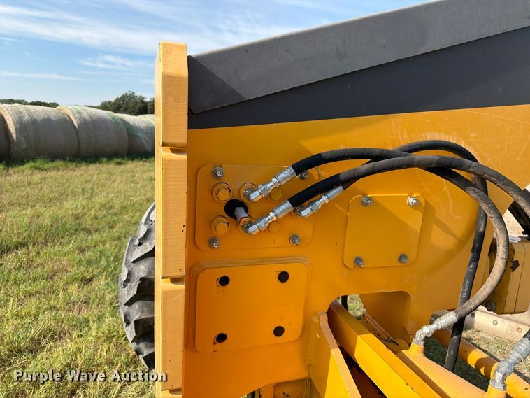 image for item EX0521 2015 Volvo G940C motor grader