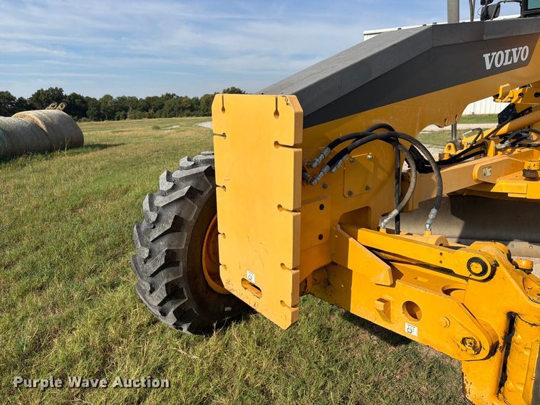 image for item EX0521 2015 Volvo G940C motor grader