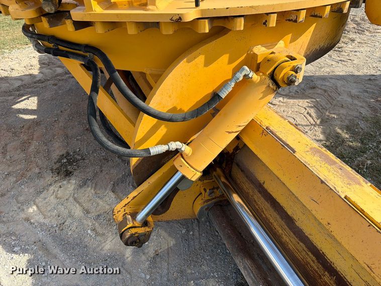image for item EX0521 2015 Volvo G940C motor grader