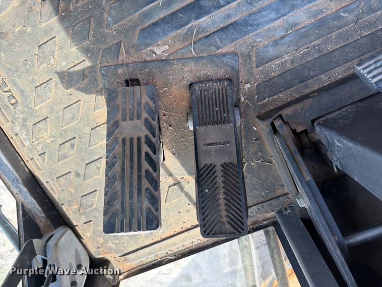 image for item EX0521 2015 Volvo G940C motor grader