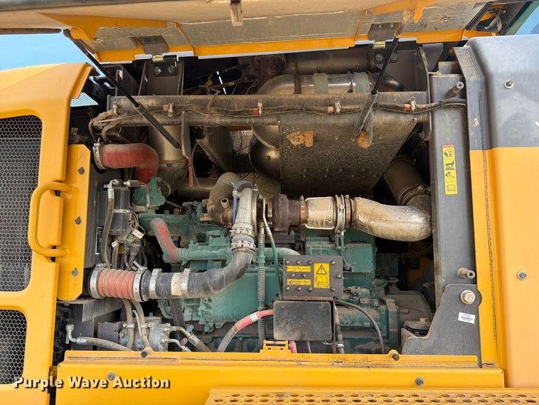 image for item EX0521 2015 Volvo G940C motor grader