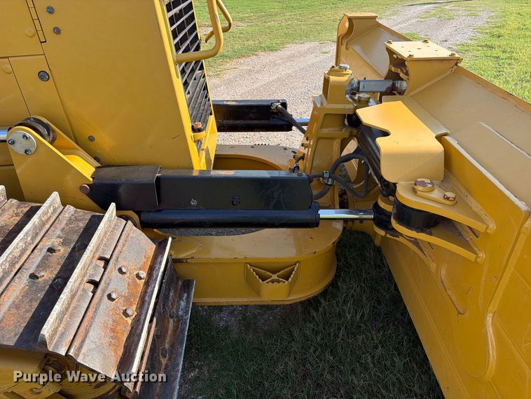 image for item EX0524 2018 Caterpillar D6N dozer
