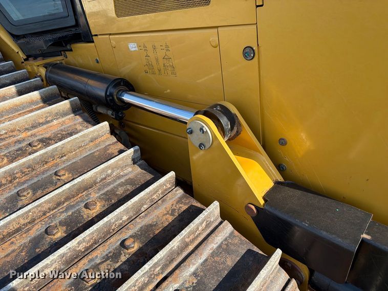 image for item EX0524 2018 Caterpillar D6N dozer