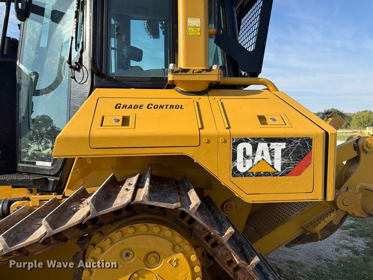 image for item EX0524 2018 Caterpillar D6N dozer