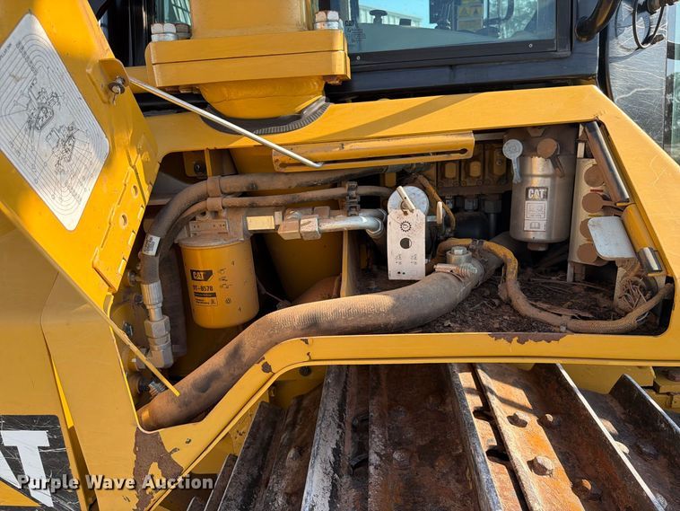 image for item EX0524 2018 Caterpillar D6N dozer