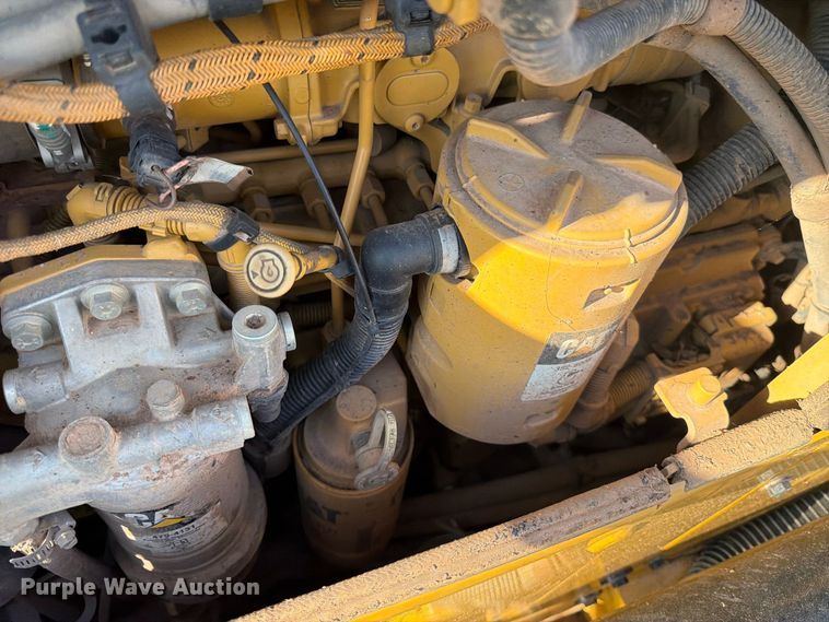 image for item EX0524 2018 Caterpillar D6N dozer