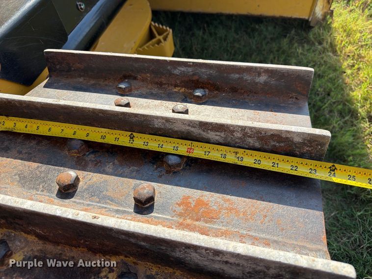 image for item EX0524 2018 Caterpillar D6N dozer