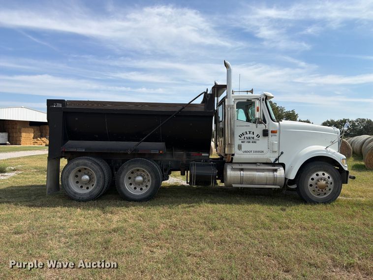 image for item EX0544 2007 International 9900i dump truck