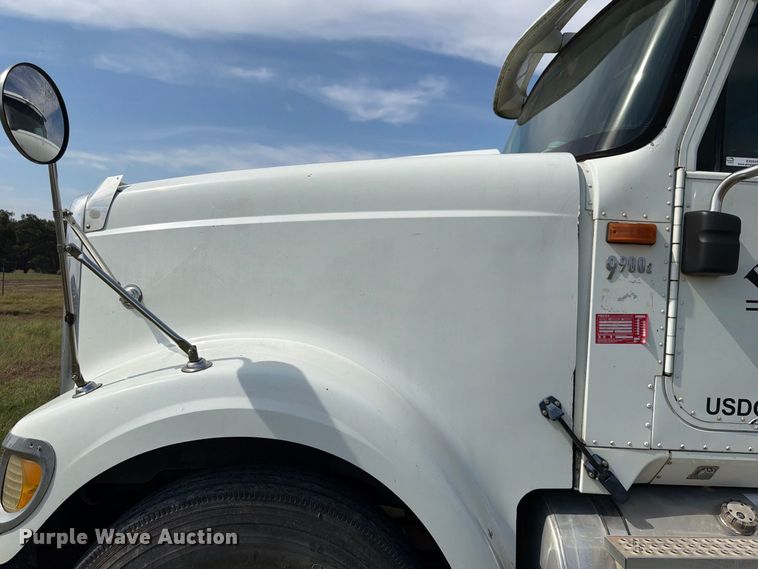 image for item EX0544 2007 International 9900i dump truck