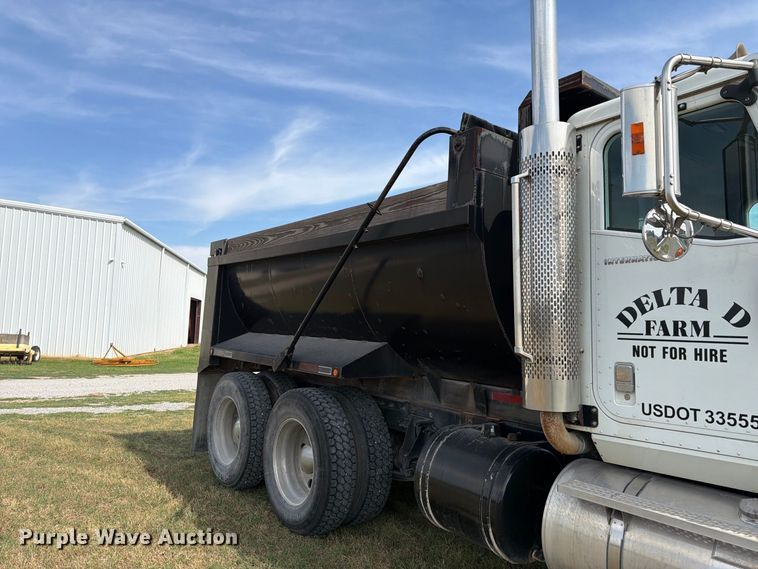 image for item EX0544 2007 International 9900i dump truck