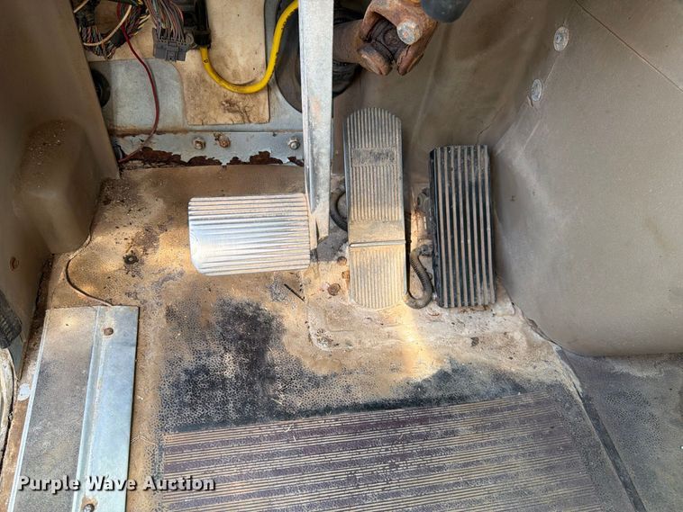 image for item EX0544 2007 International 9900i dump truck