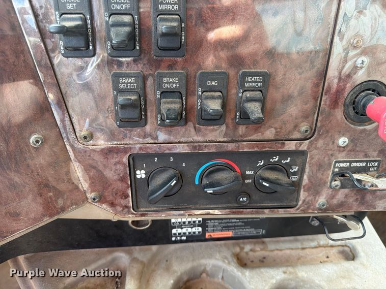 image for item EX0544 2007 International 9900i dump truck