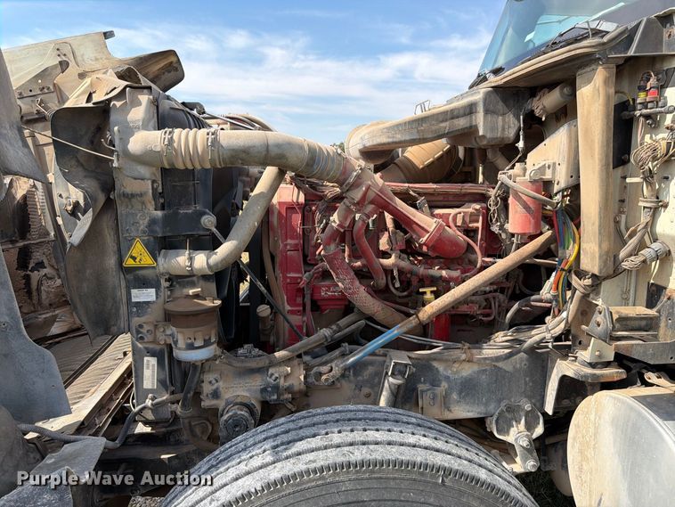 image for item EX0544 2007 International 9900i dump truck