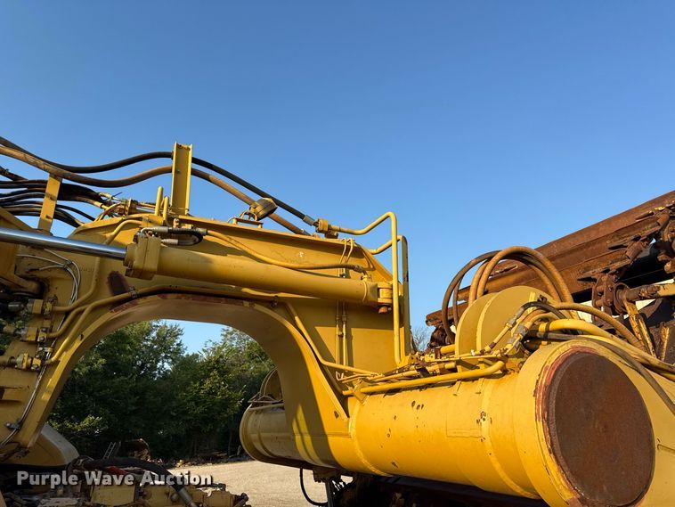 image for item EX2231 1995 Caterpillar 623F elevating scraper