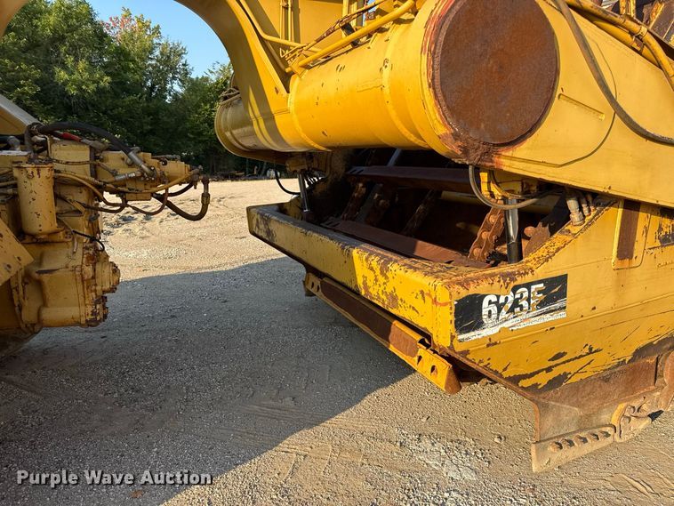 image for item EX2231 1995 Caterpillar 623F elevating scraper