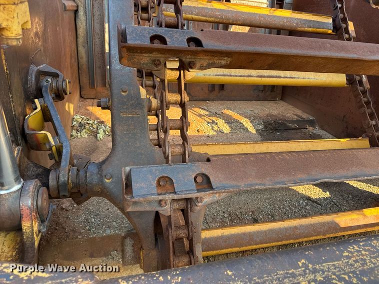 image for item EX2231 1995 Caterpillar 623F elevating scraper