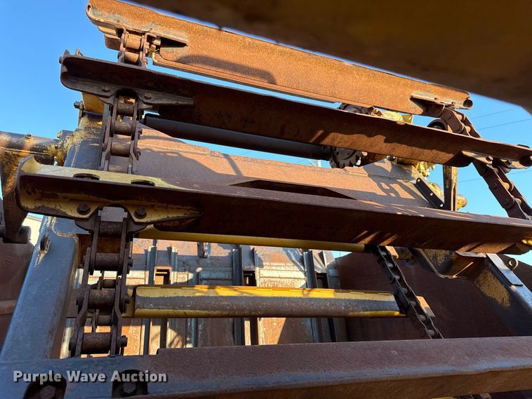 image for item EX2231 1995 Caterpillar 623F elevating scraper