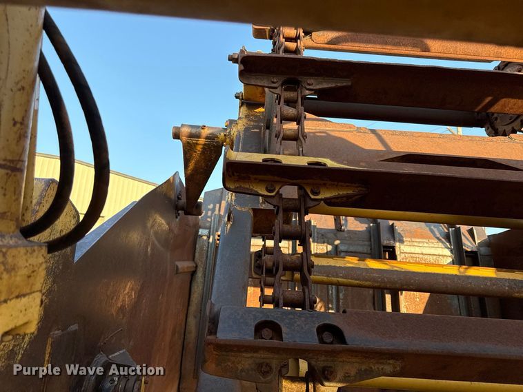 image for item EX2231 1995 Caterpillar 623F elevating scraper