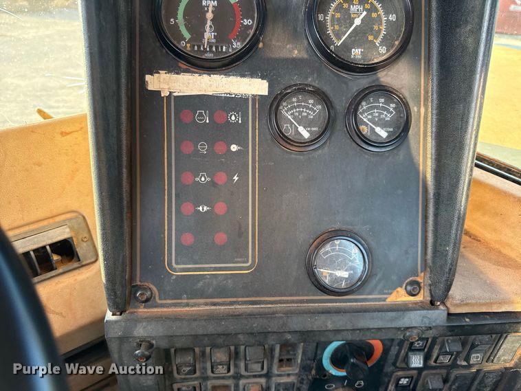 image for item EX2231 1995 Caterpillar 623F elevating scraper