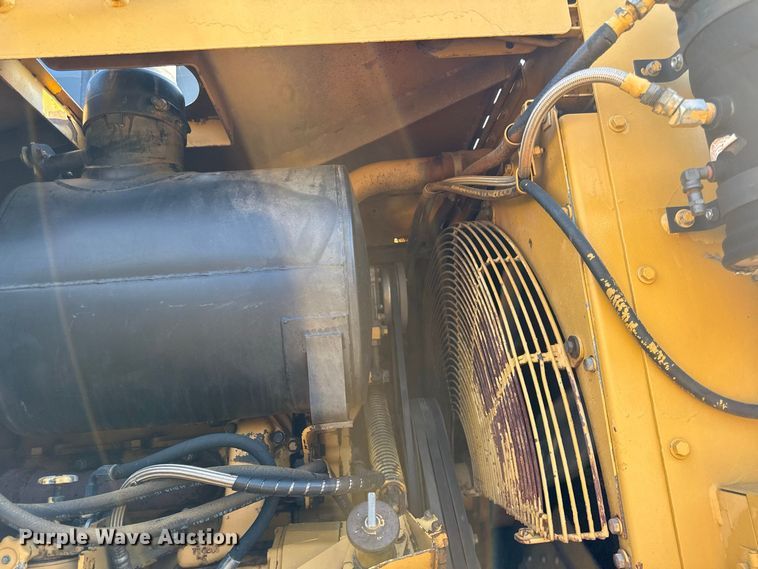 image for item EX2231 1995 Caterpillar 623F elevating scraper