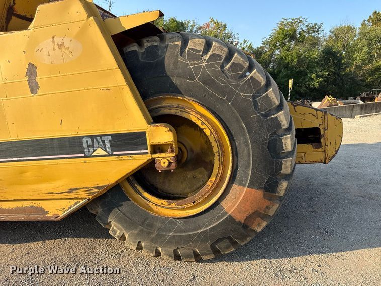 image for item EX2231 1995 Caterpillar 623F elevating scraper