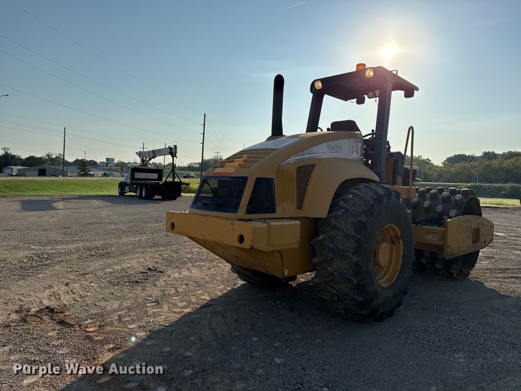 image for item EX2232 2006 Caterpillar CP563E single drum vibratory padfoot roller compactor