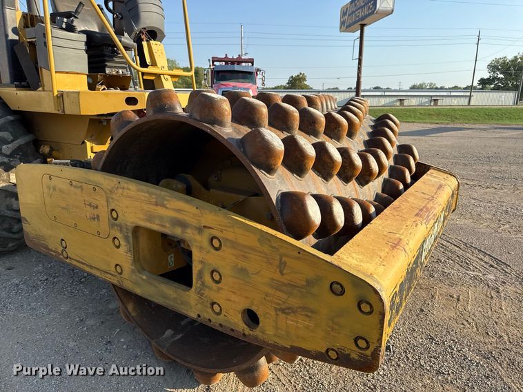 image for item EX2232 2006 Caterpillar CP563E single drum vibratory padfoot roller compactor