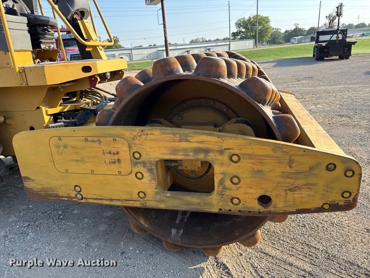 image for item EX2232 2006 Caterpillar CP563E single drum vibratory padfoot roller compactor