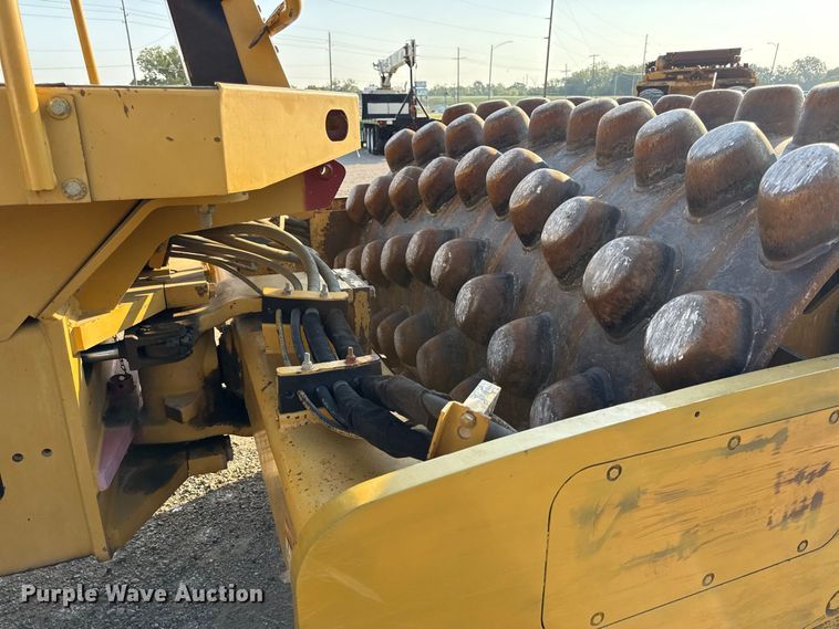 image for item EX2232 2006 Caterpillar CP563E single drum vibratory padfoot roller compactor
