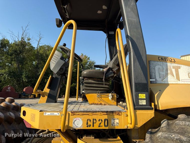 image for item EX2232 2006 Caterpillar CP563E single drum vibratory padfoot roller compactor