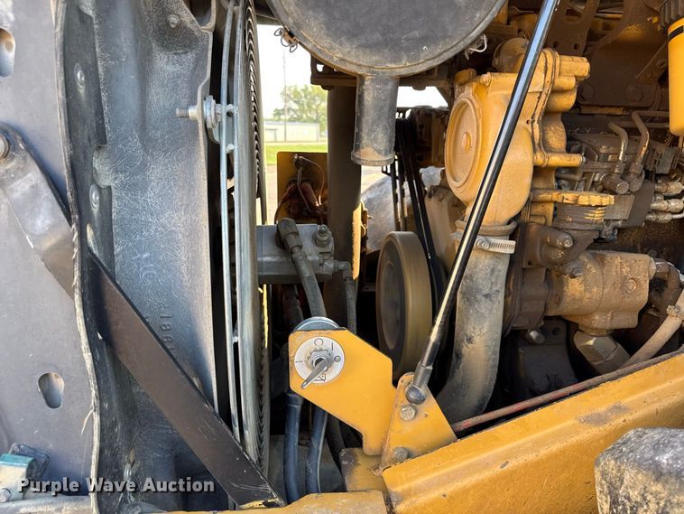image for item EX2232 2006 Caterpillar CP563E single drum vibratory padfoot roller compactor
