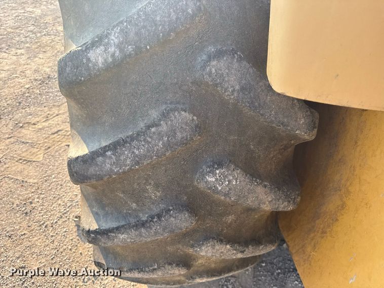 image for item EX2232 2006 Caterpillar CP563E single drum vibratory padfoot roller compactor