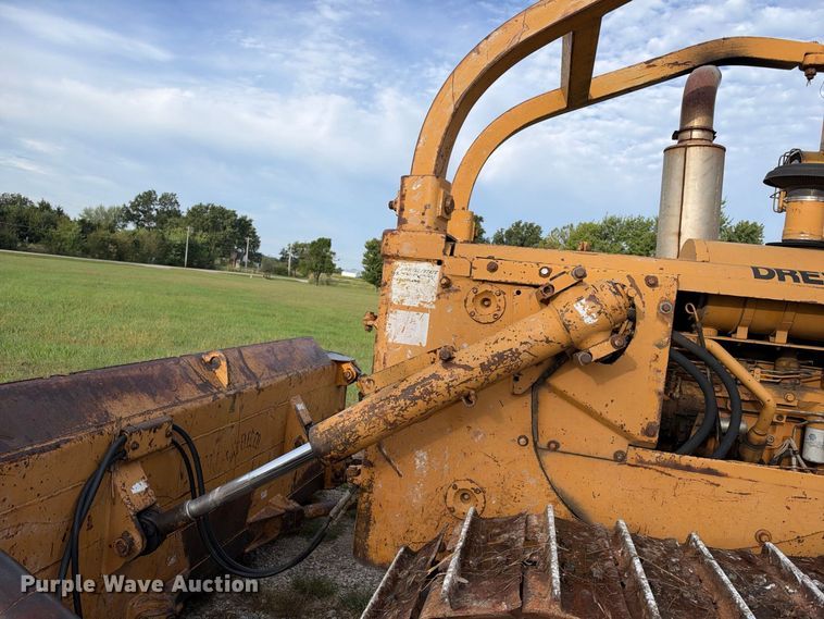 image for item EX2280 1972 Dresser TD15C dozer