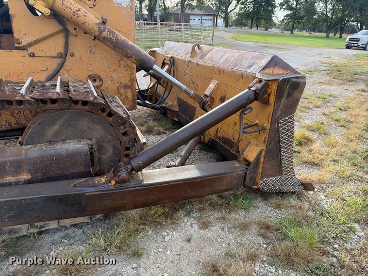 image for item EX2280 1972 Dresser TD15C dozer