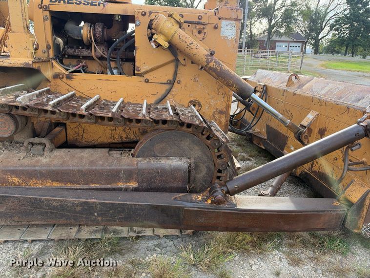 image for item EX2280 1972 Dresser TD15C dozer