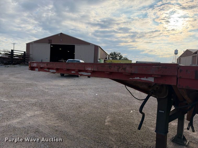 image for item EX2292 1968 Fruehauf flatbed trailer